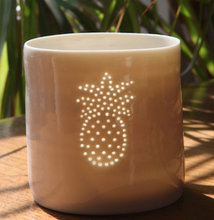 Load image into Gallery viewer, Porcelain Pineapple mini tealight holder